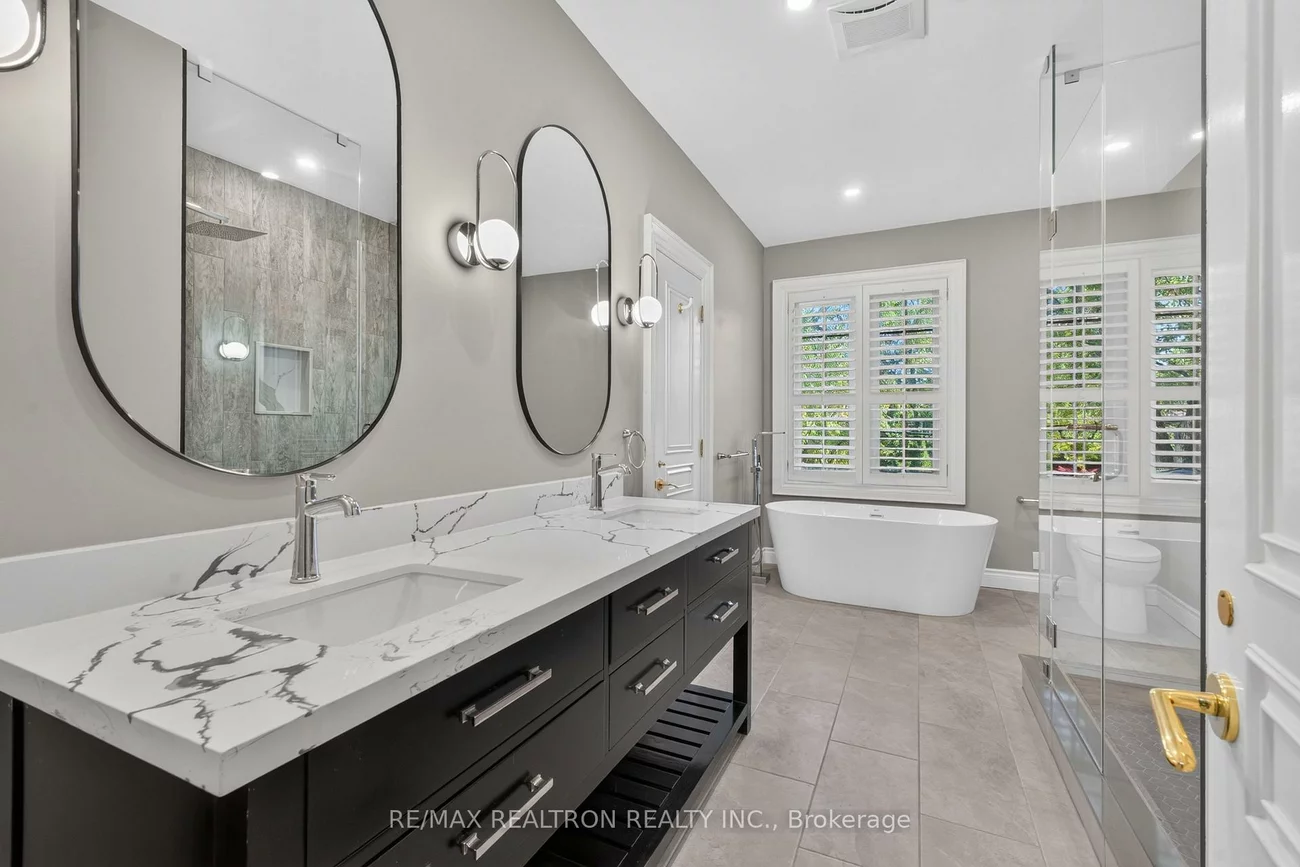 48, Johnson, Thornhill, Markham