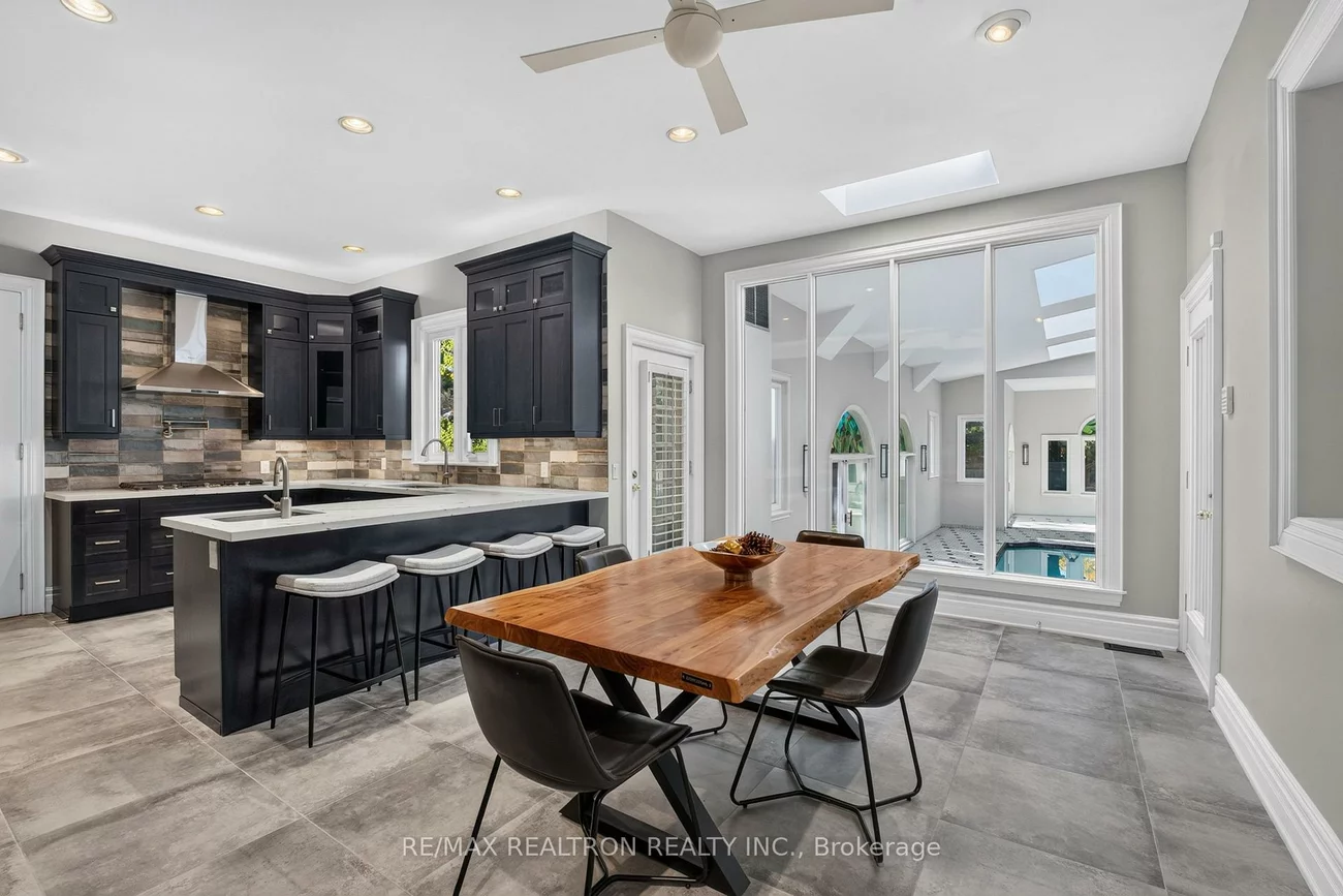 48, Johnson, Thornhill, Markham