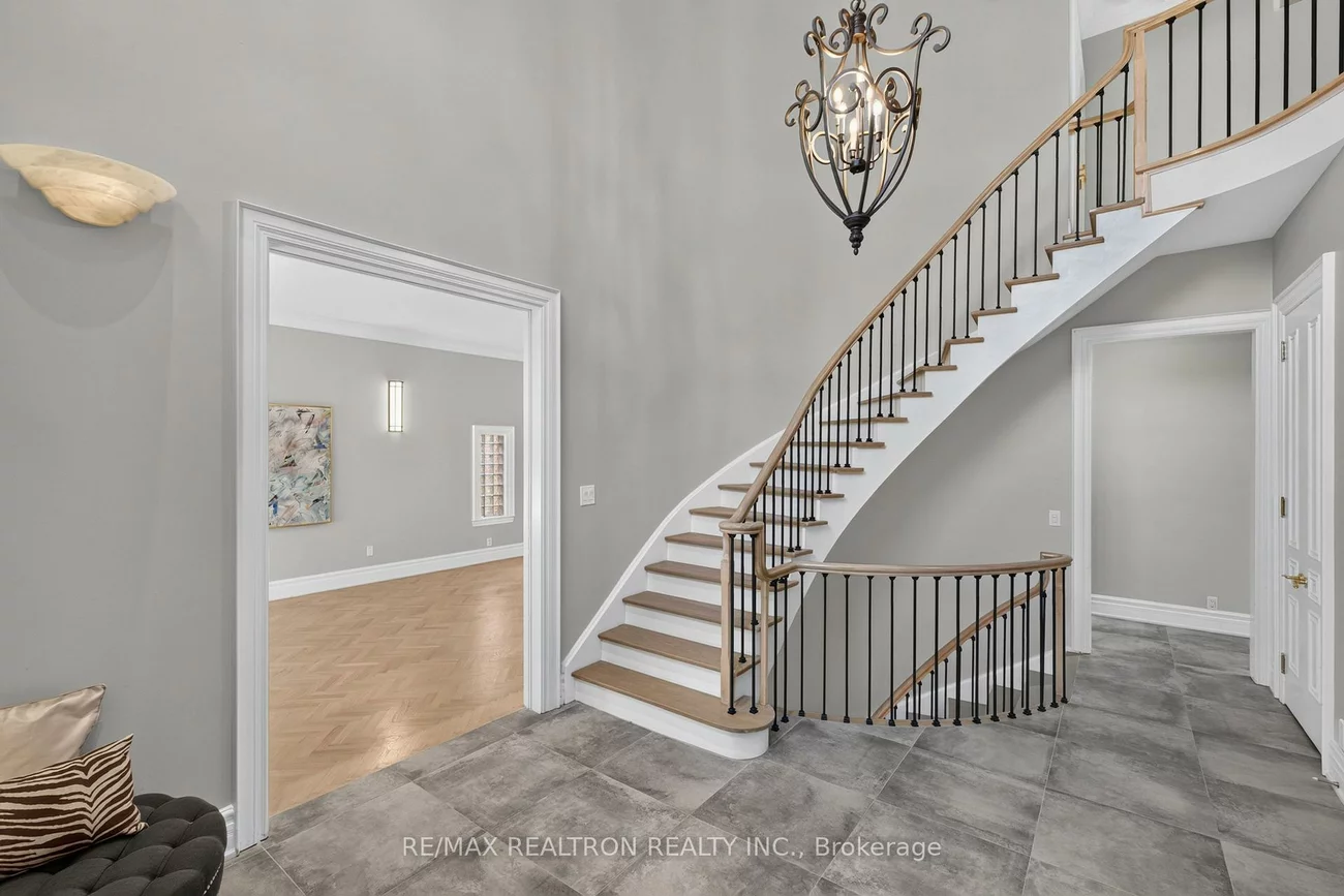 48, Johnson, Thornhill, Markham