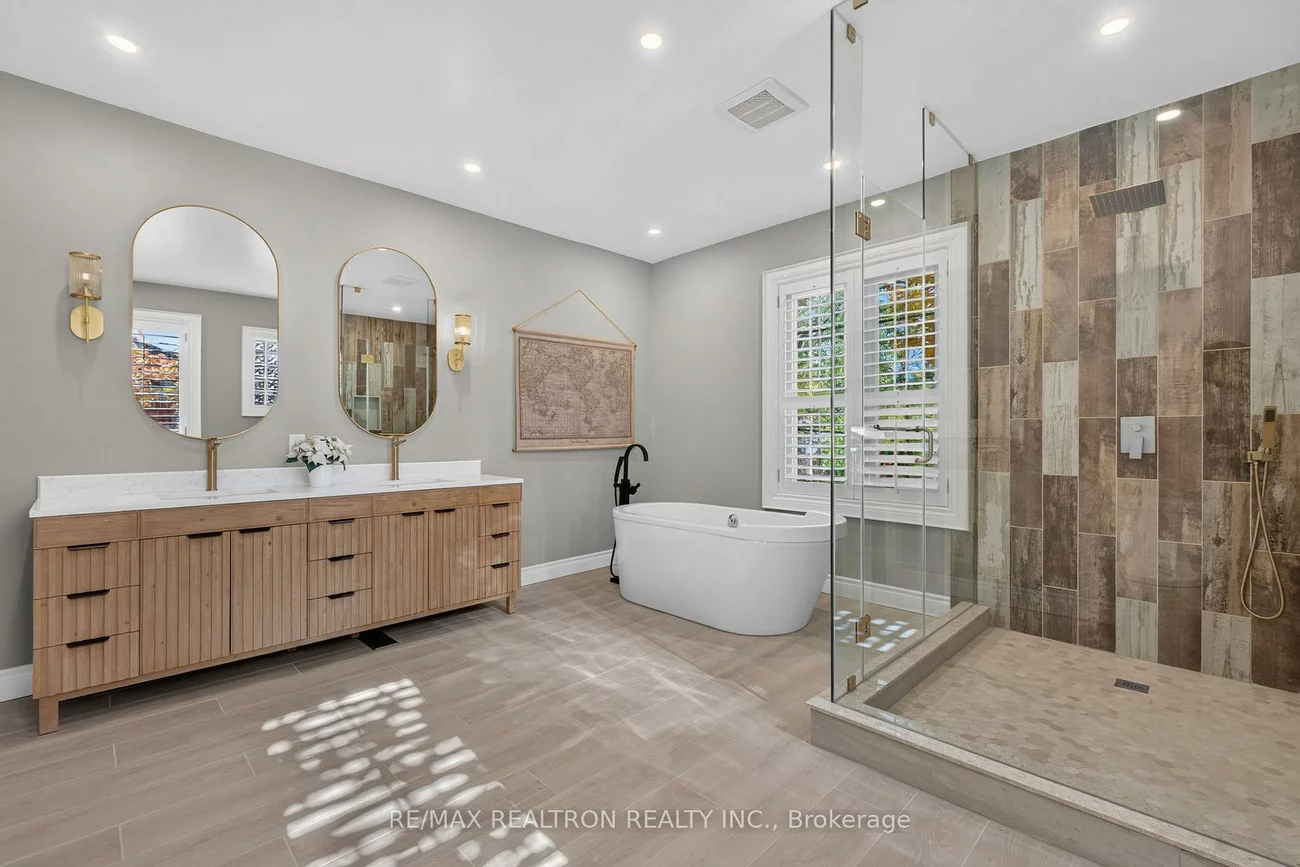 48, Johnson, Thornhill, Markham