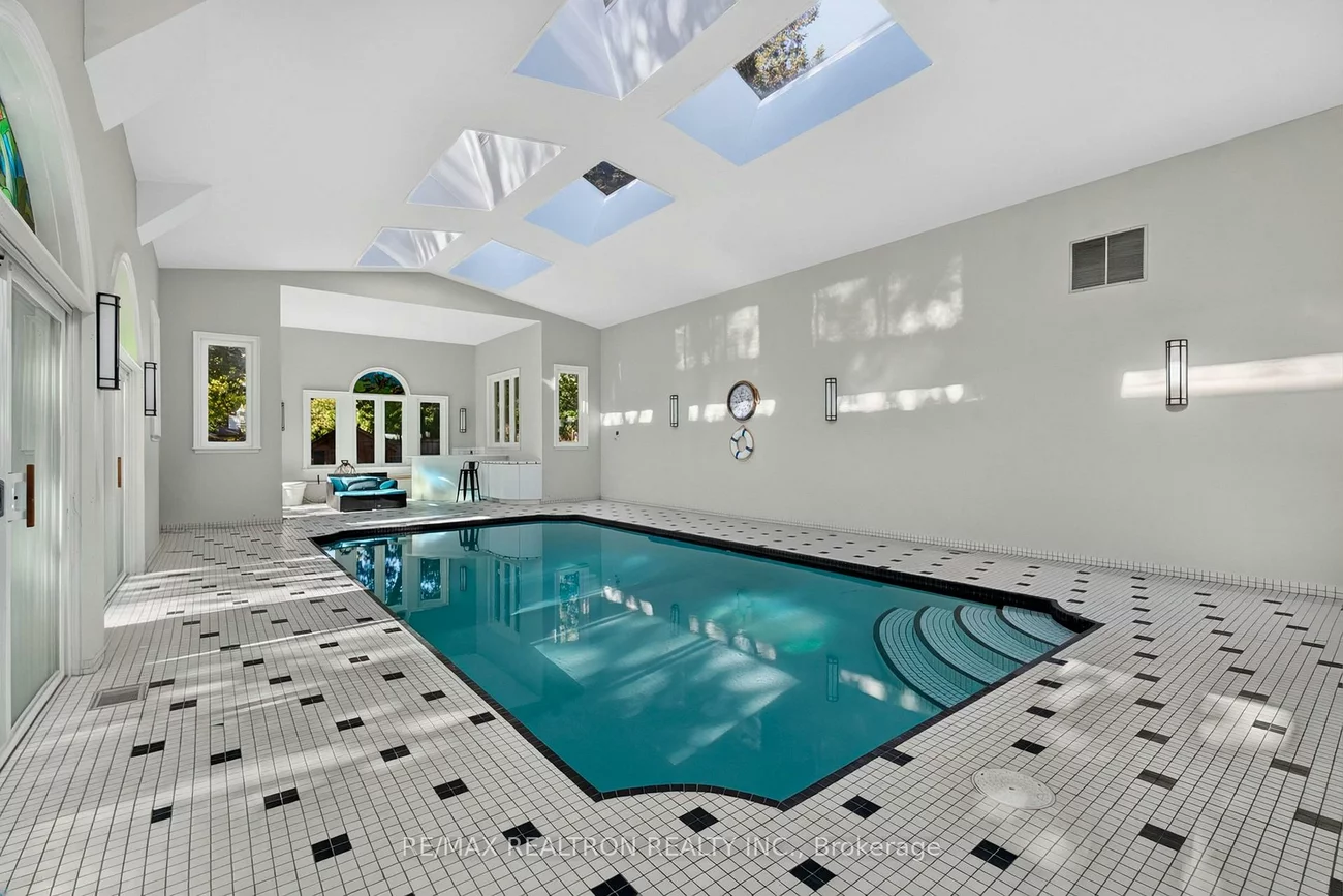 48, Johnson, Thornhill, Markham