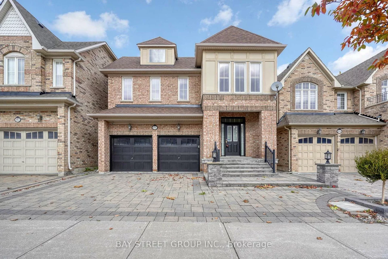82, Prince Of Wales, Victoria Square, Markham