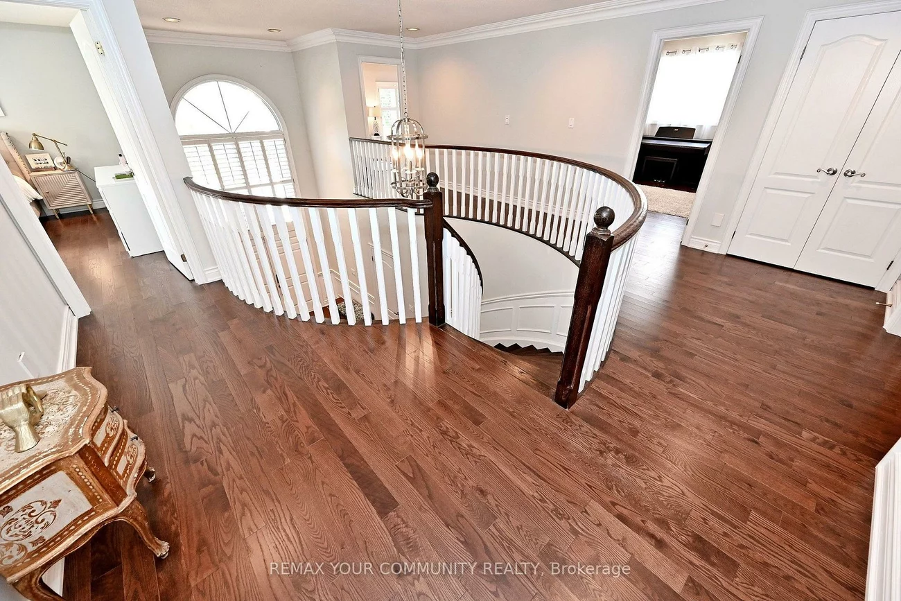 73, Sprucewood, Thornhill, Markham