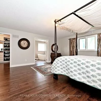 73, Sprucewood, Thornhill, Markham