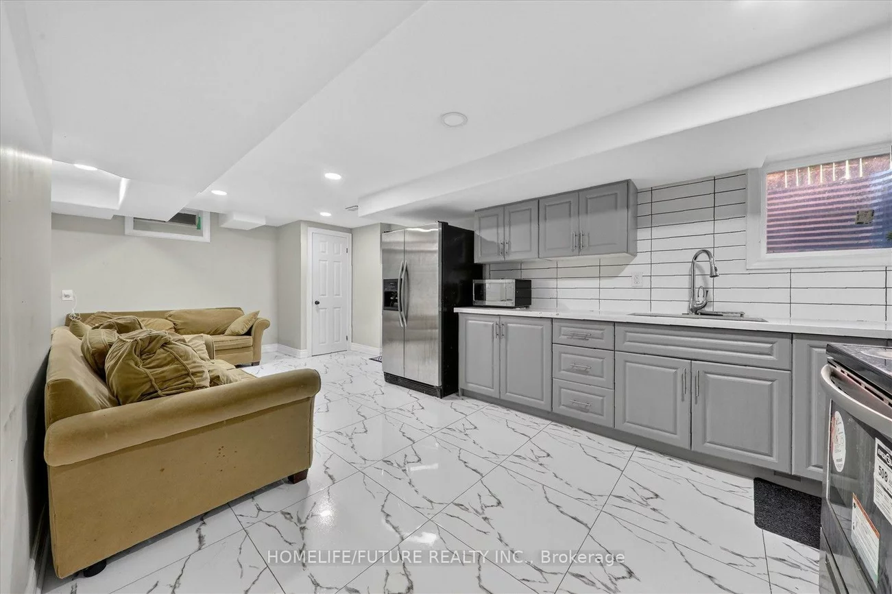 24, Medley, Milliken Mills East, Markham