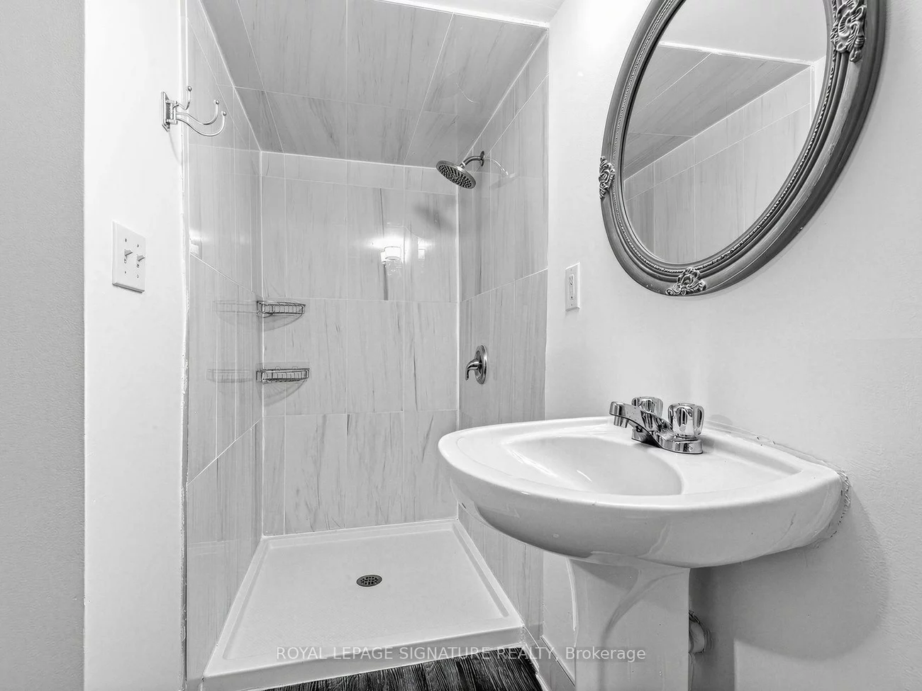 12, Strathmore, Raymerville, Markham