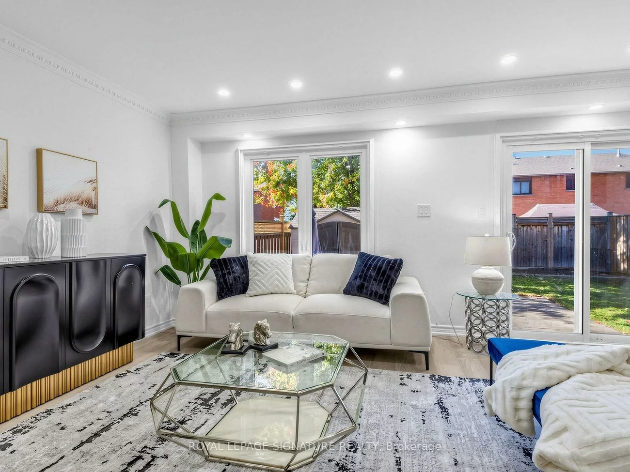 12, Strathmore, Raymerville, Markham
