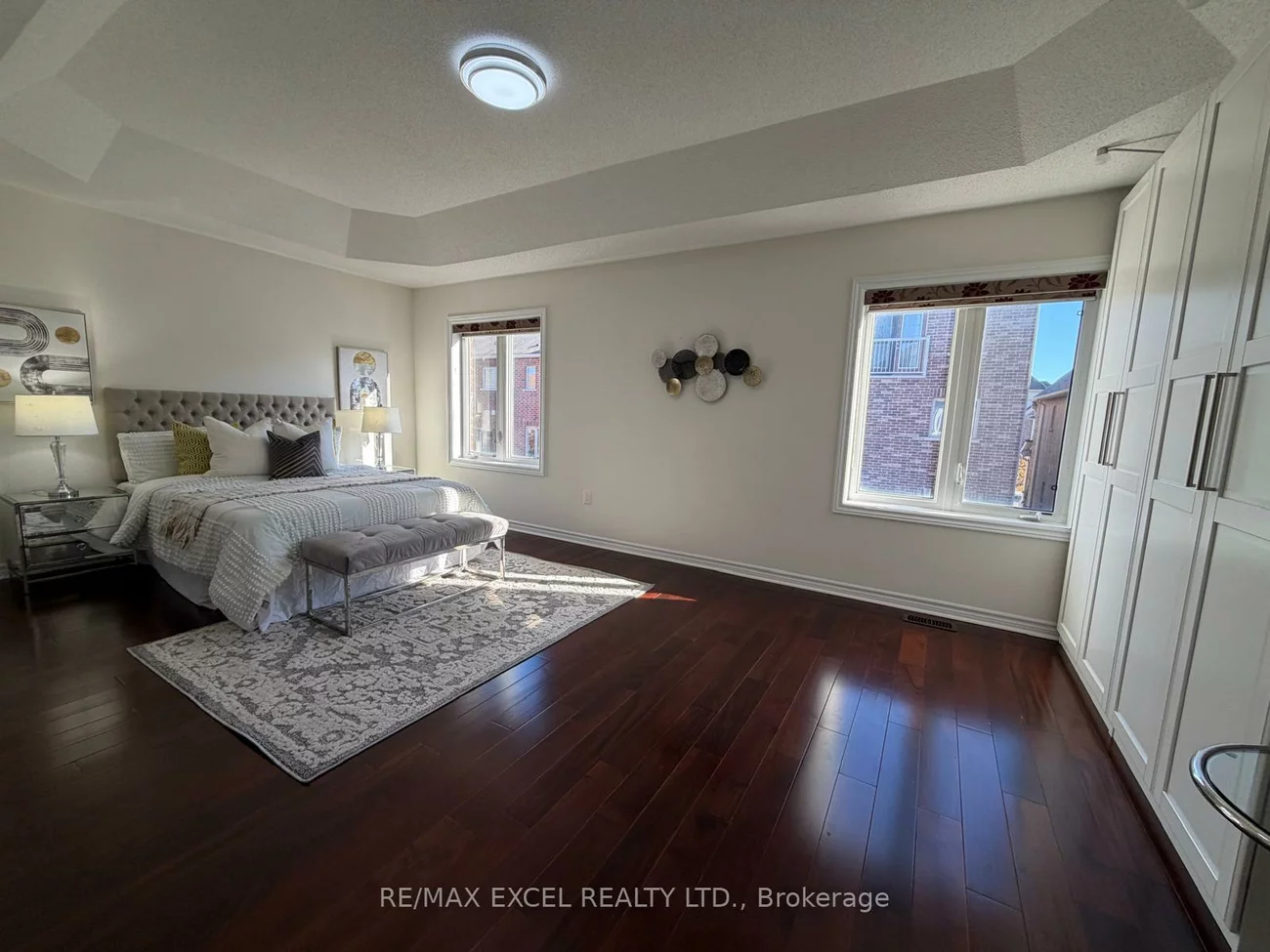 15, Zeng Cheng, Victoria Square, Markham