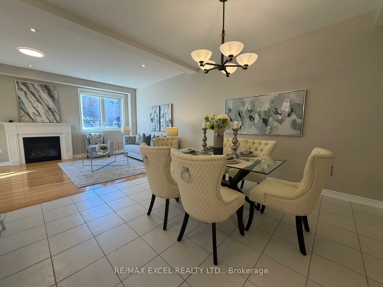 15, Zeng Cheng, Victoria Square, Markham