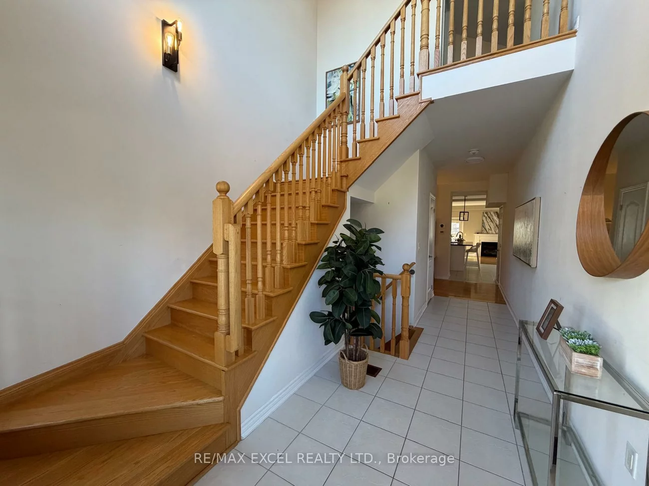 15, Zeng Cheng, Victoria Square, Markham