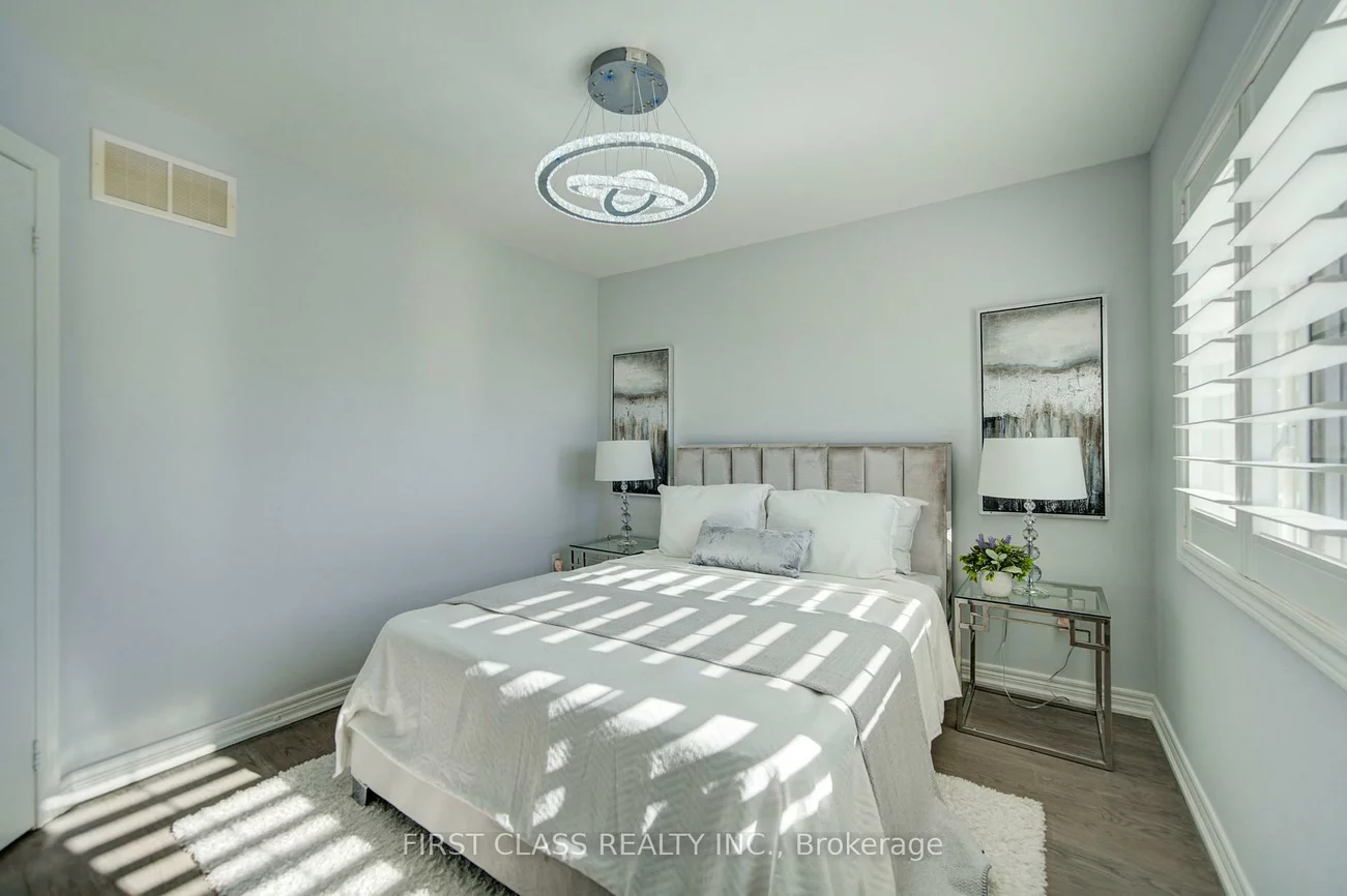 81, Pearl Lake, Cornell, Markham