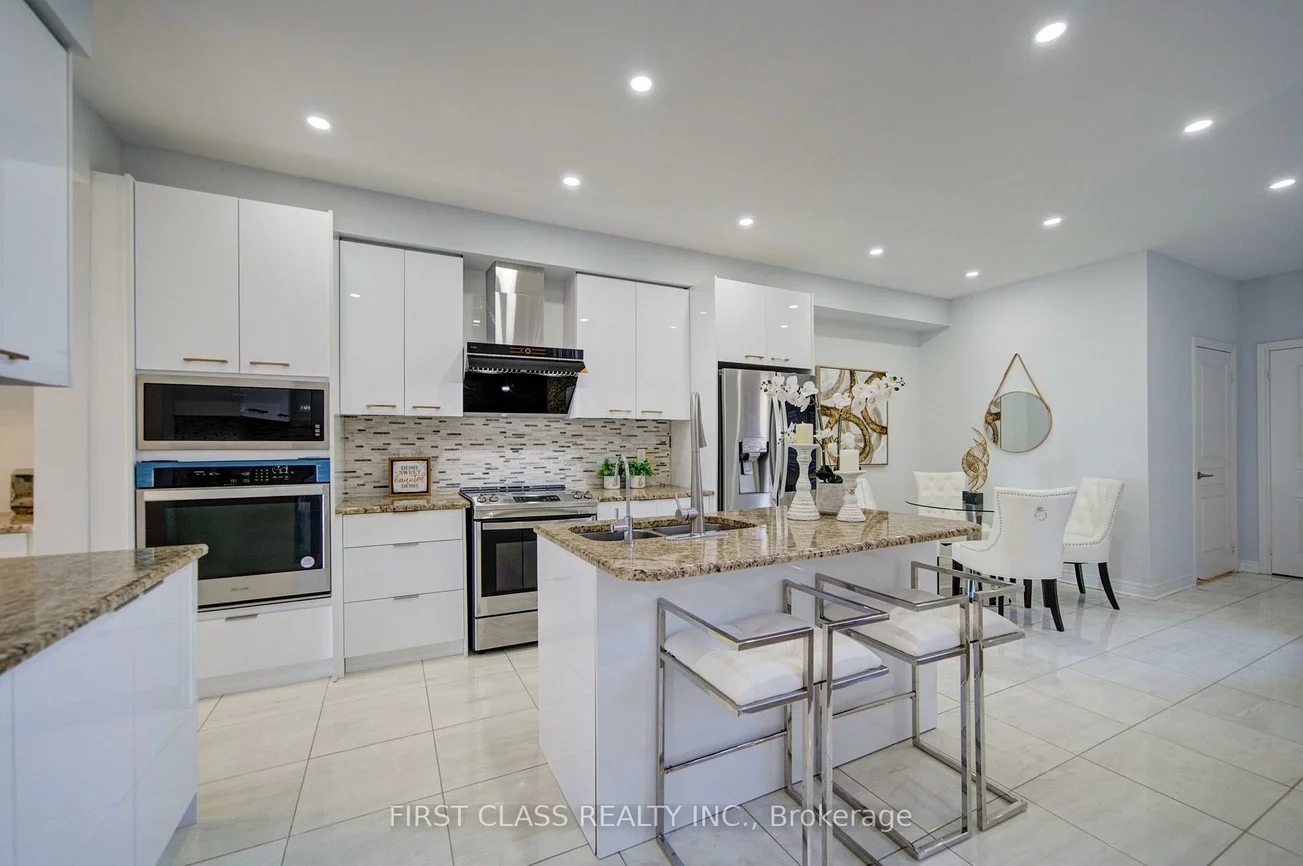 81, Pearl Lake, Cornell, Markham