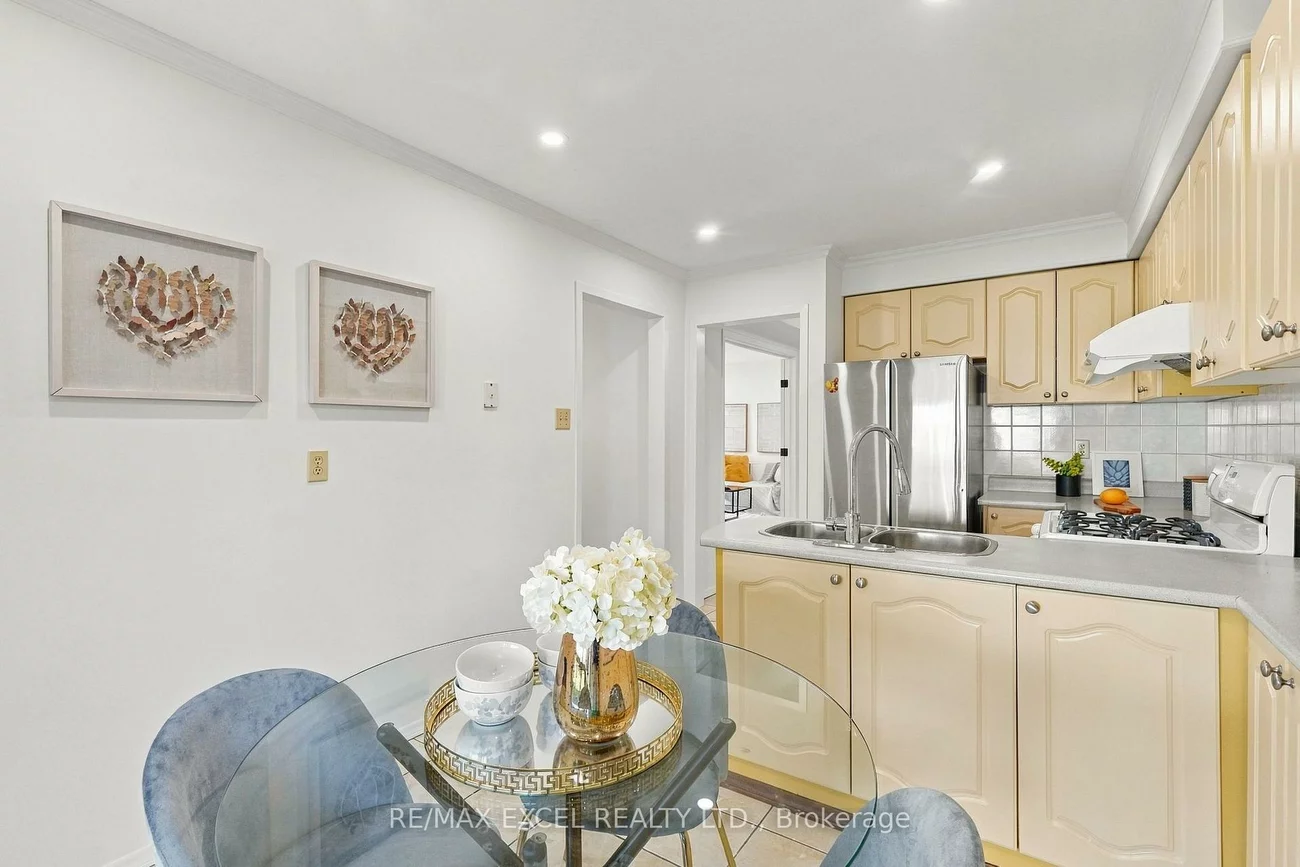 97, Tangmere, Milliken Mills East, Markham