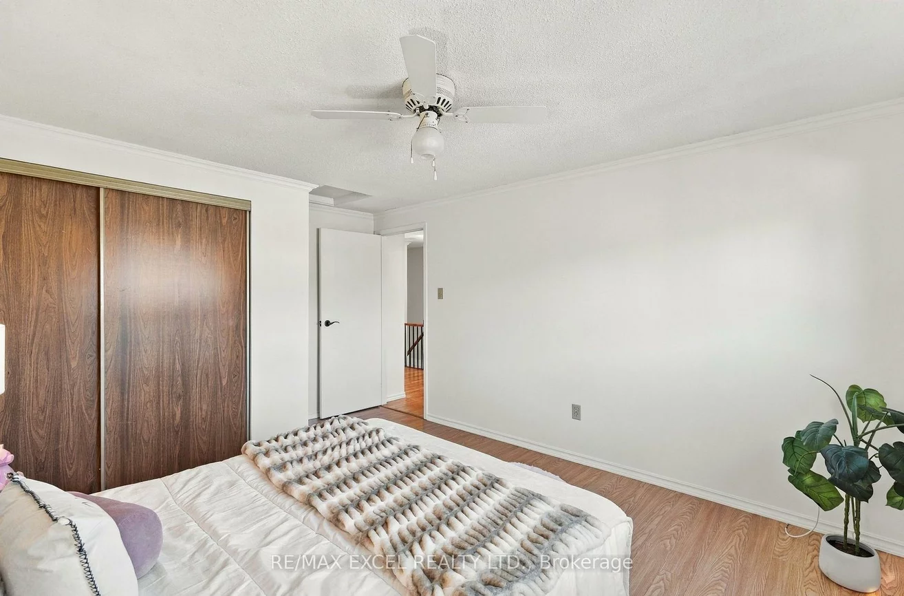 97, Tangmere, Milliken Mills East, Markham
