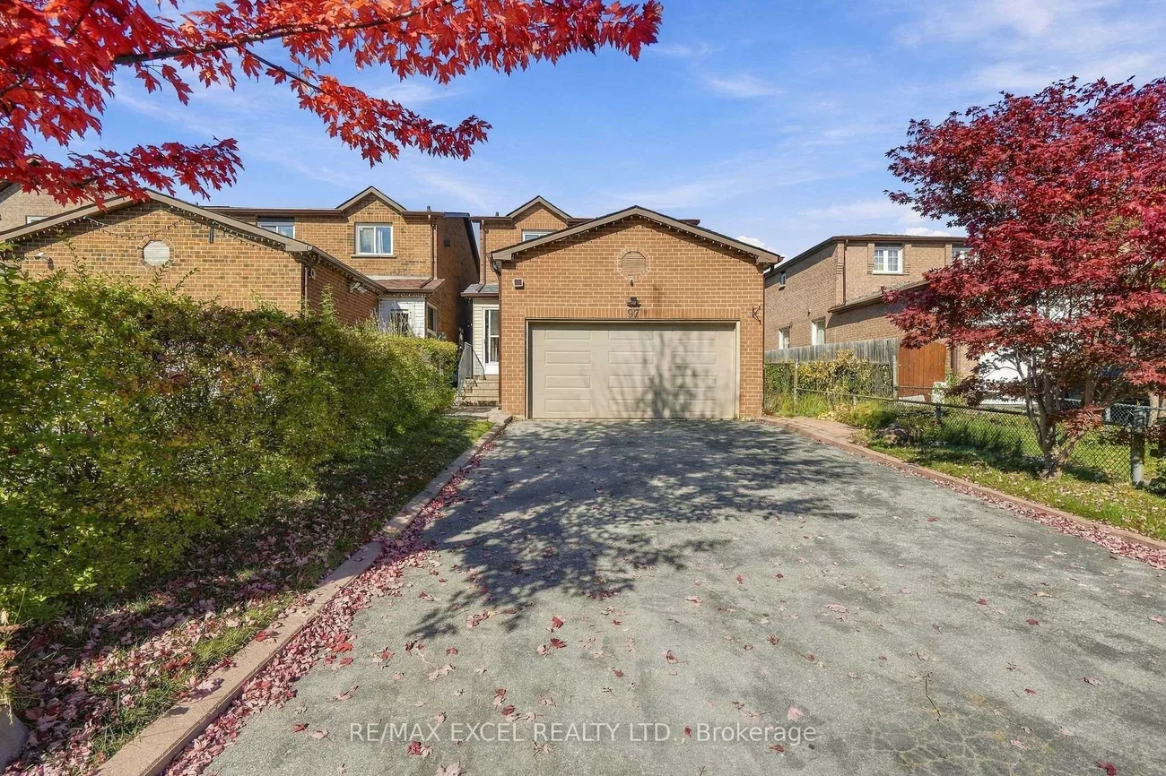 97, Tangmere, Milliken Mills East, Markham
