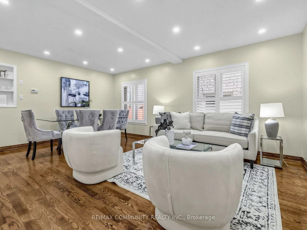 117, Tara, Cedarwood, Markham