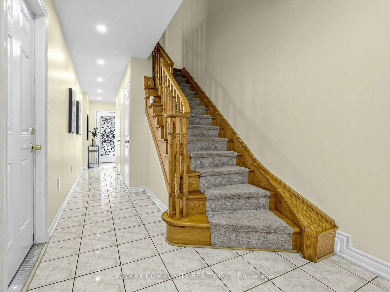 117, Tara, Cedarwood, Markham