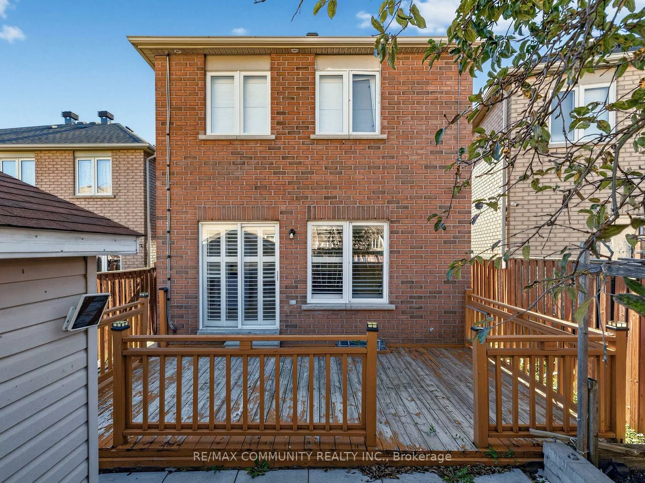 117, Tara, Cedarwood, Markham