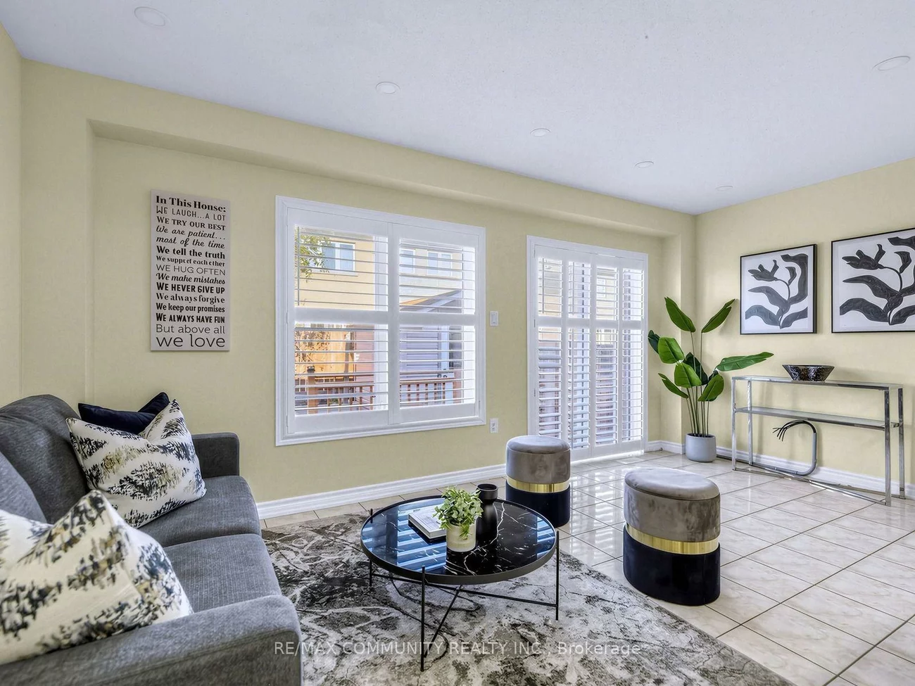 117, Tara, Cedarwood, Markham