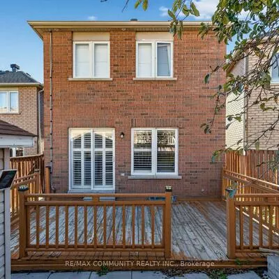 117, Tara, Cedarwood, Markham