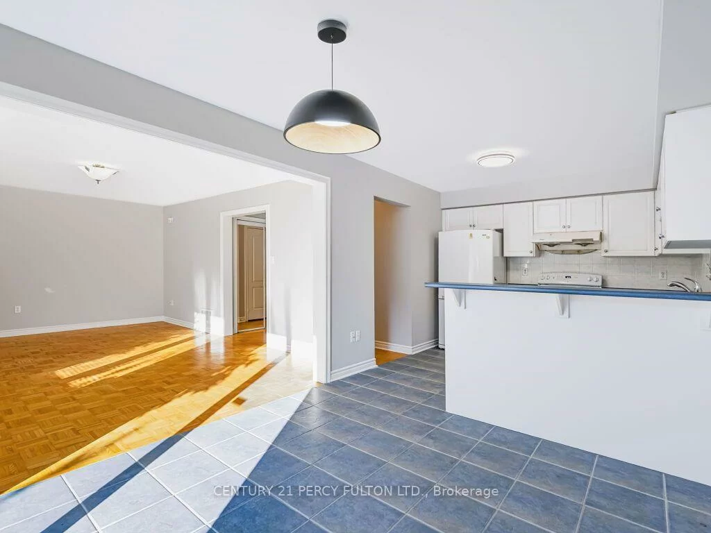 53, Elmrill, Berczy, Markham