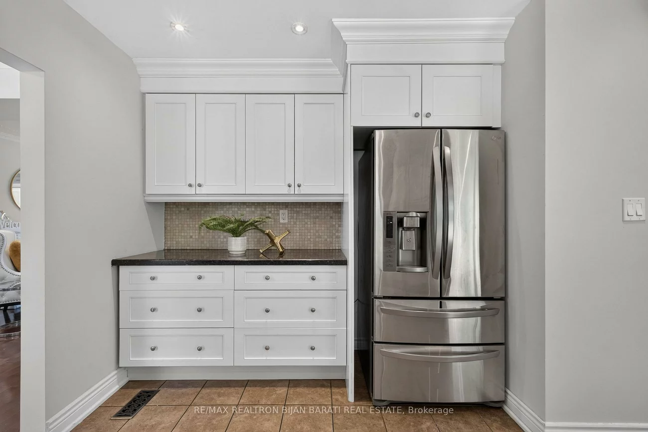 215, Grandview, Grandview, Markham