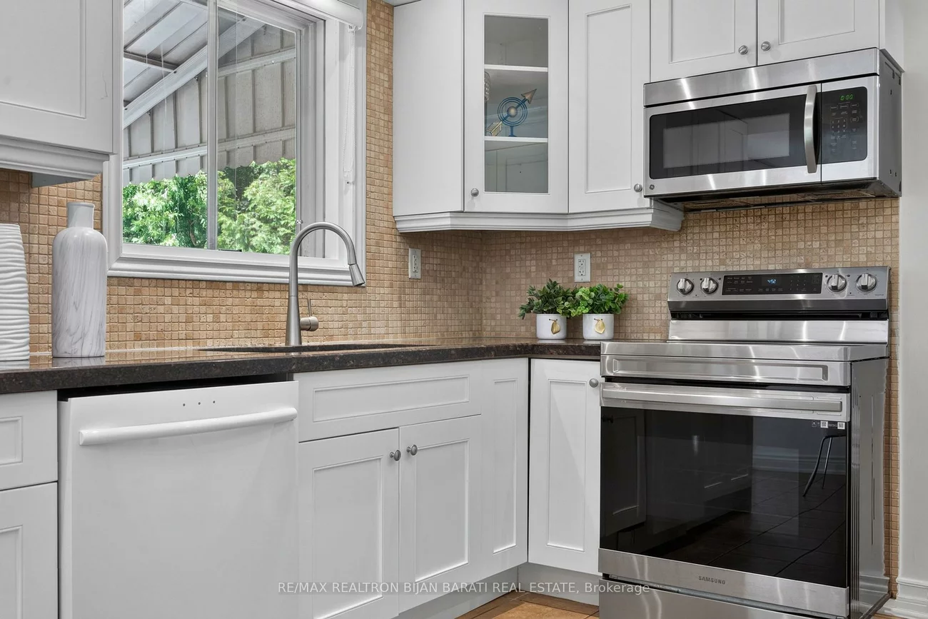 215, Grandview, Grandview, Markham
