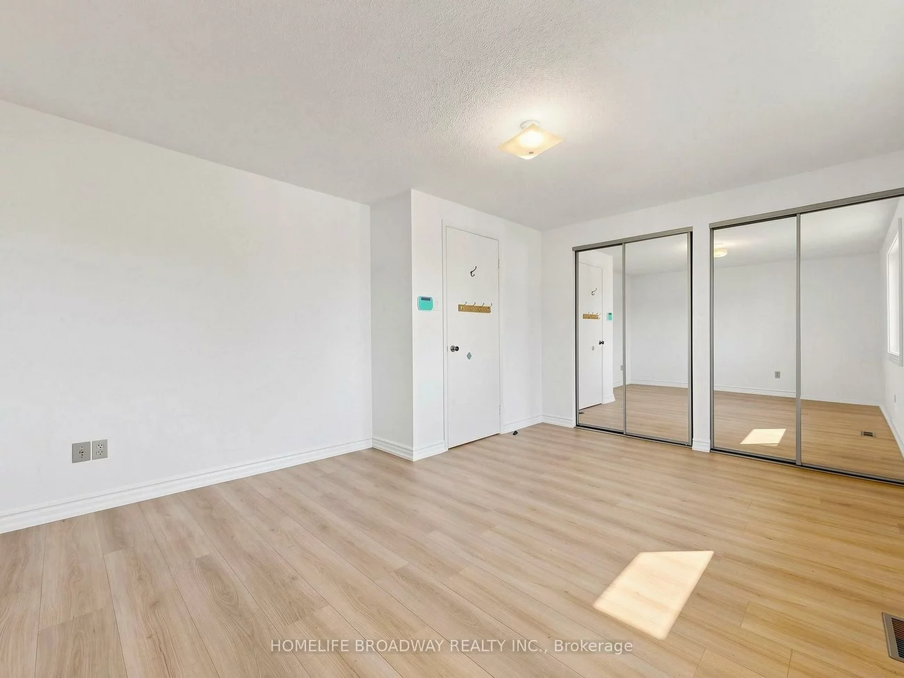28, Appleby, Milliken Mills West, Markham