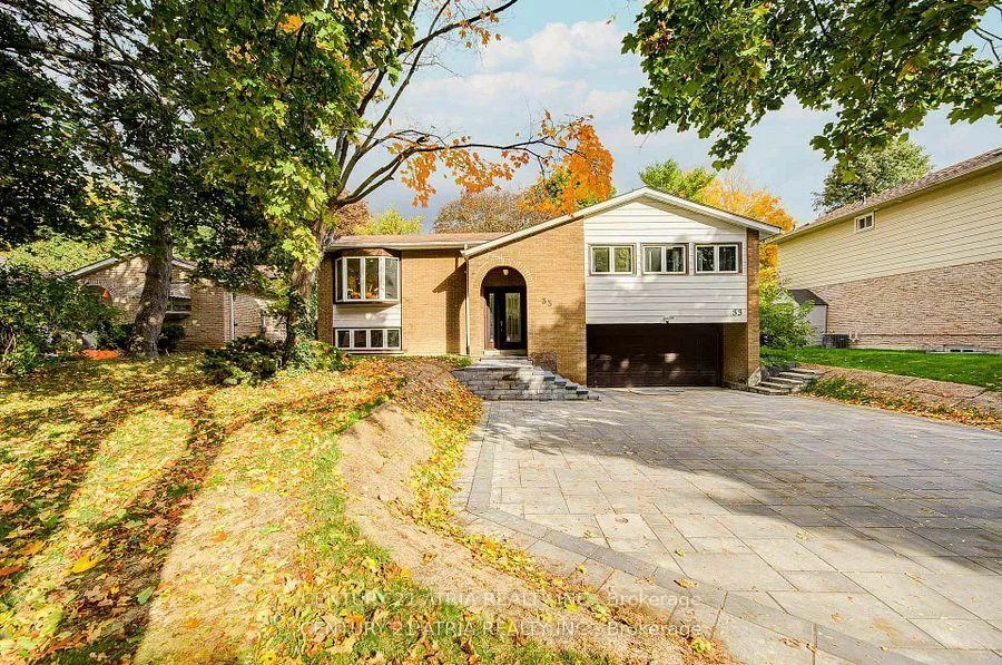 33, Sir Brandiles, Markham Village, Markham