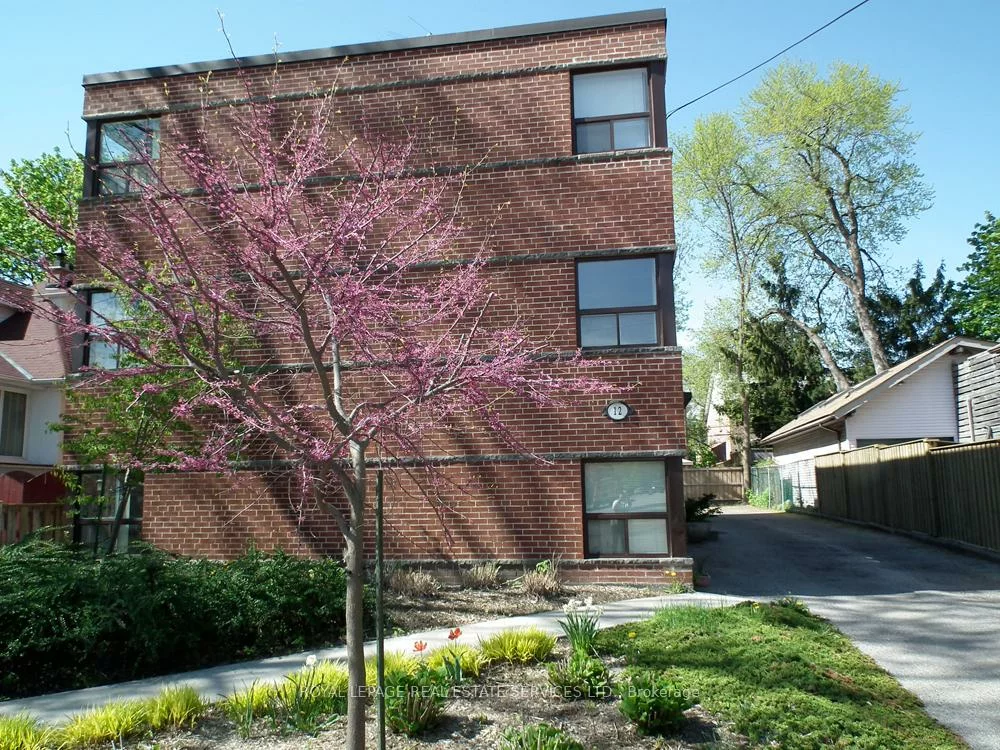 12, Cayuga, Port Credit, Mississauga