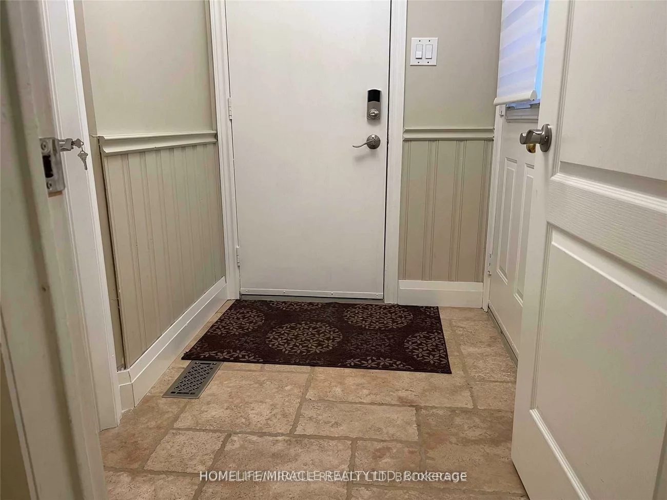 5917, Greensboro, Central Erin Mills, Mississauga