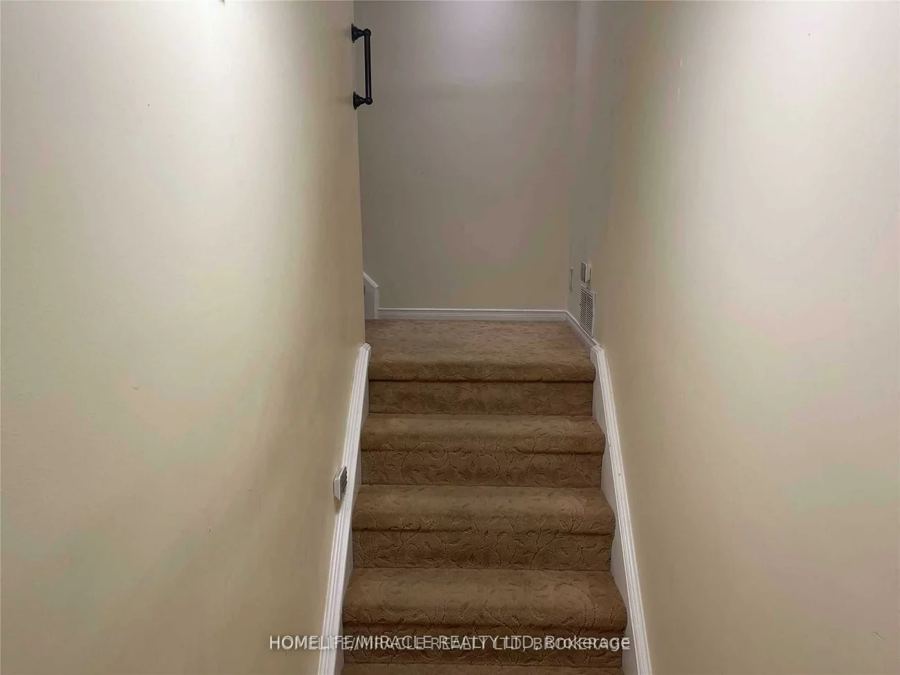 5917, Greensboro, Central Erin Mills, Mississauga