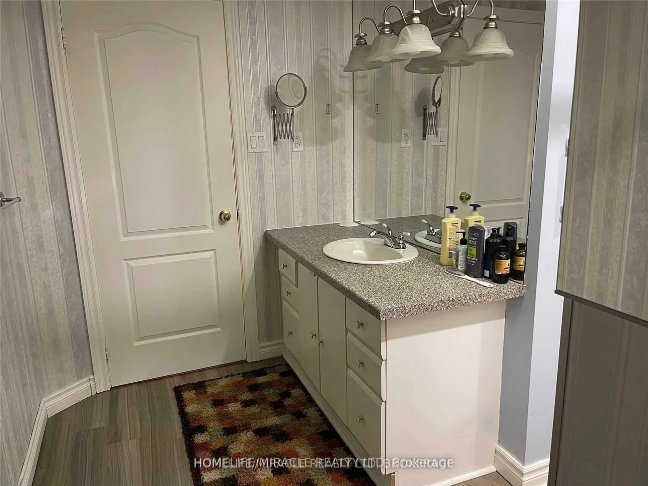 5917, Greensboro, Central Erin Mills, Mississauga