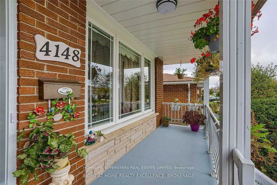 4148, Brandon Gate, Malton, Mississauga
