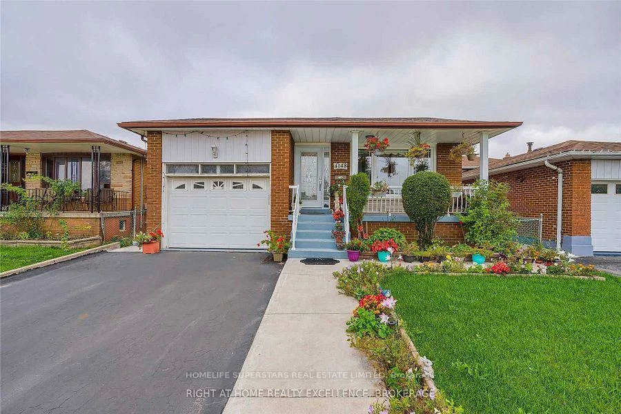 4148, Brandon Gate, Malton, Mississauga