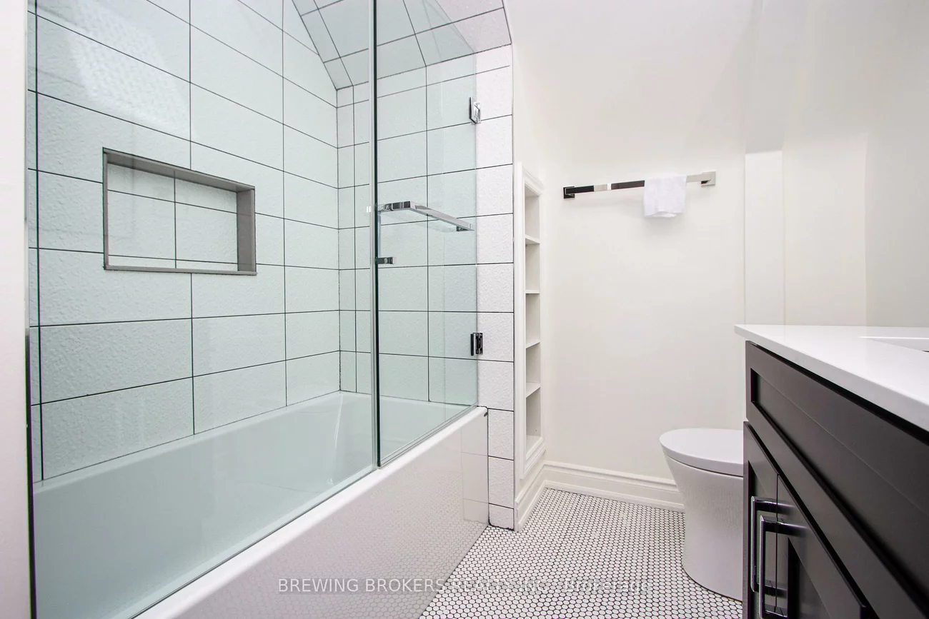 1375, Applewood, Lakeview, Mississauga