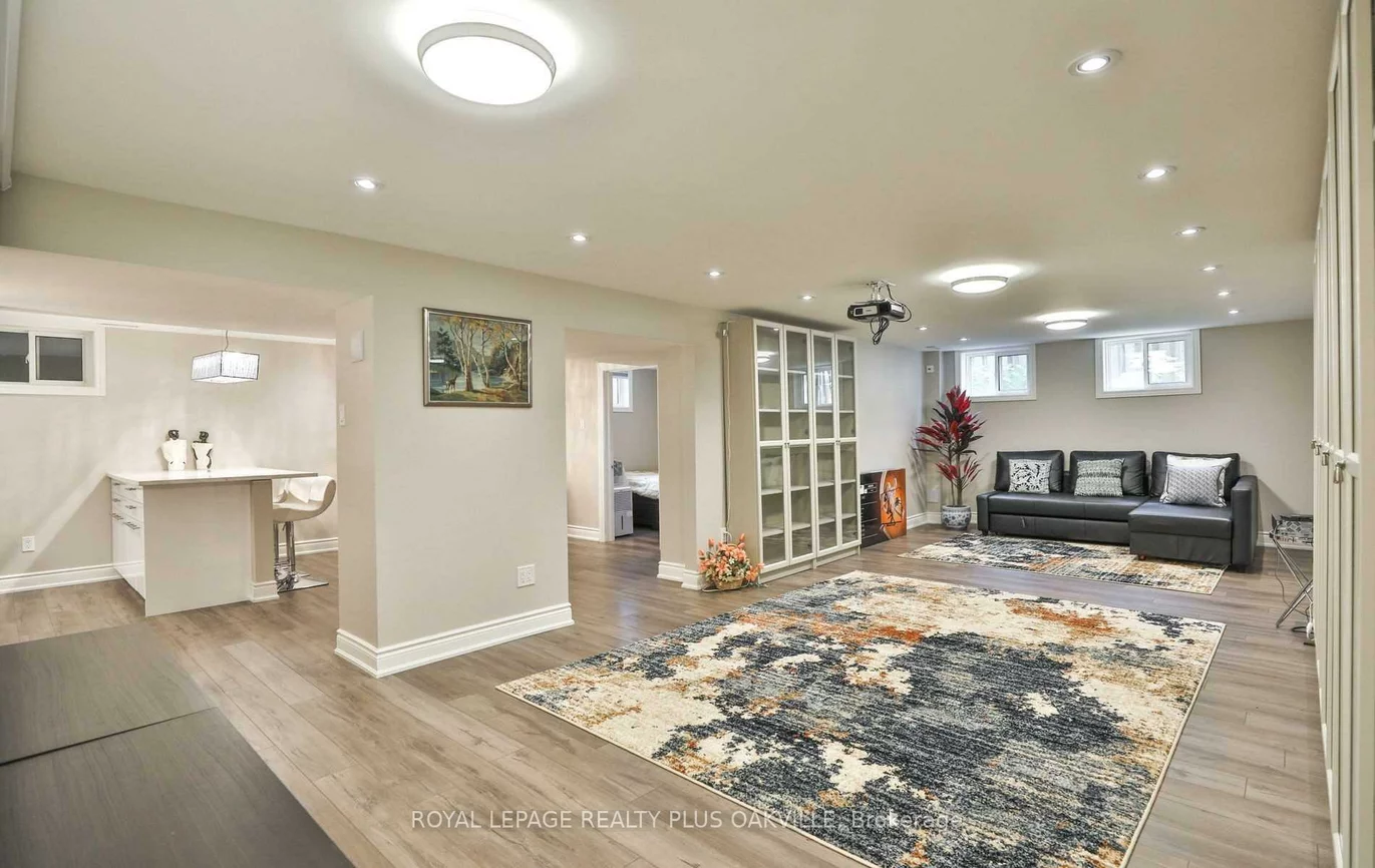 2100, Waycross, Sheridan, Mississauga