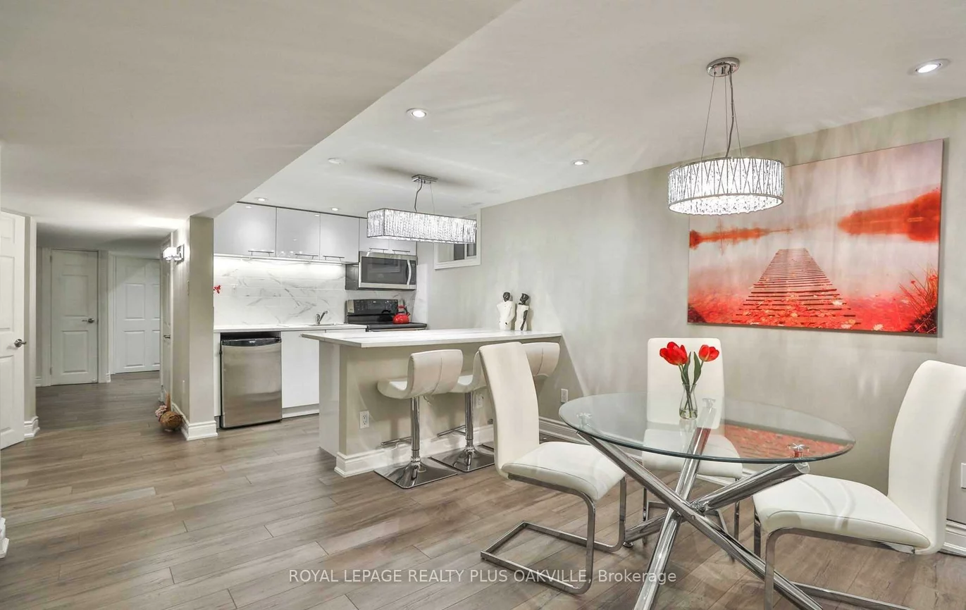 2100, Waycross, Sheridan, Mississauga