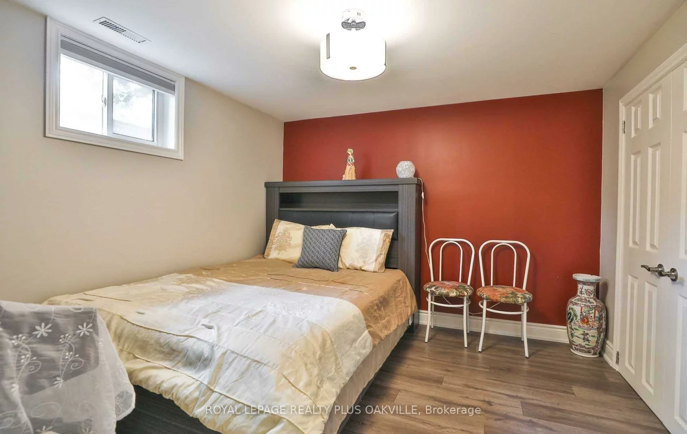 2100, Waycross, Sheridan, Mississauga