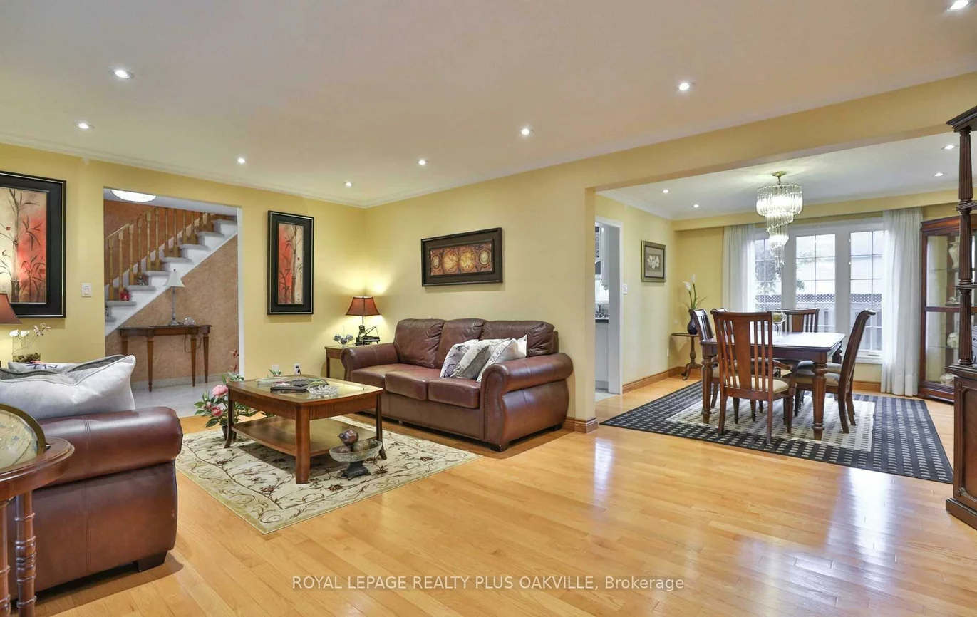 2100, Waycross, Sheridan, Mississauga