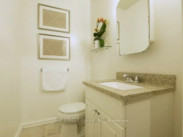 3336, Ivernia, Applewood, Mississauga