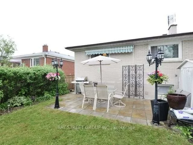 3336, Ivernia, Applewood, Mississauga
