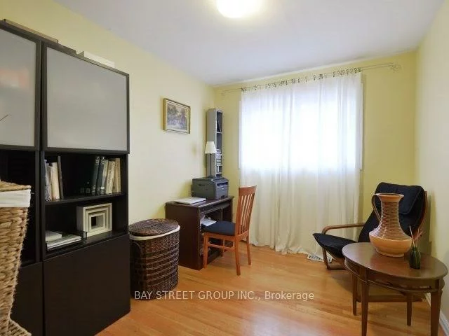 3336, Ivernia, Applewood, Mississauga
