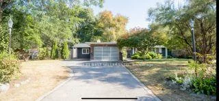 230, South Service, Mineola, Mississauga