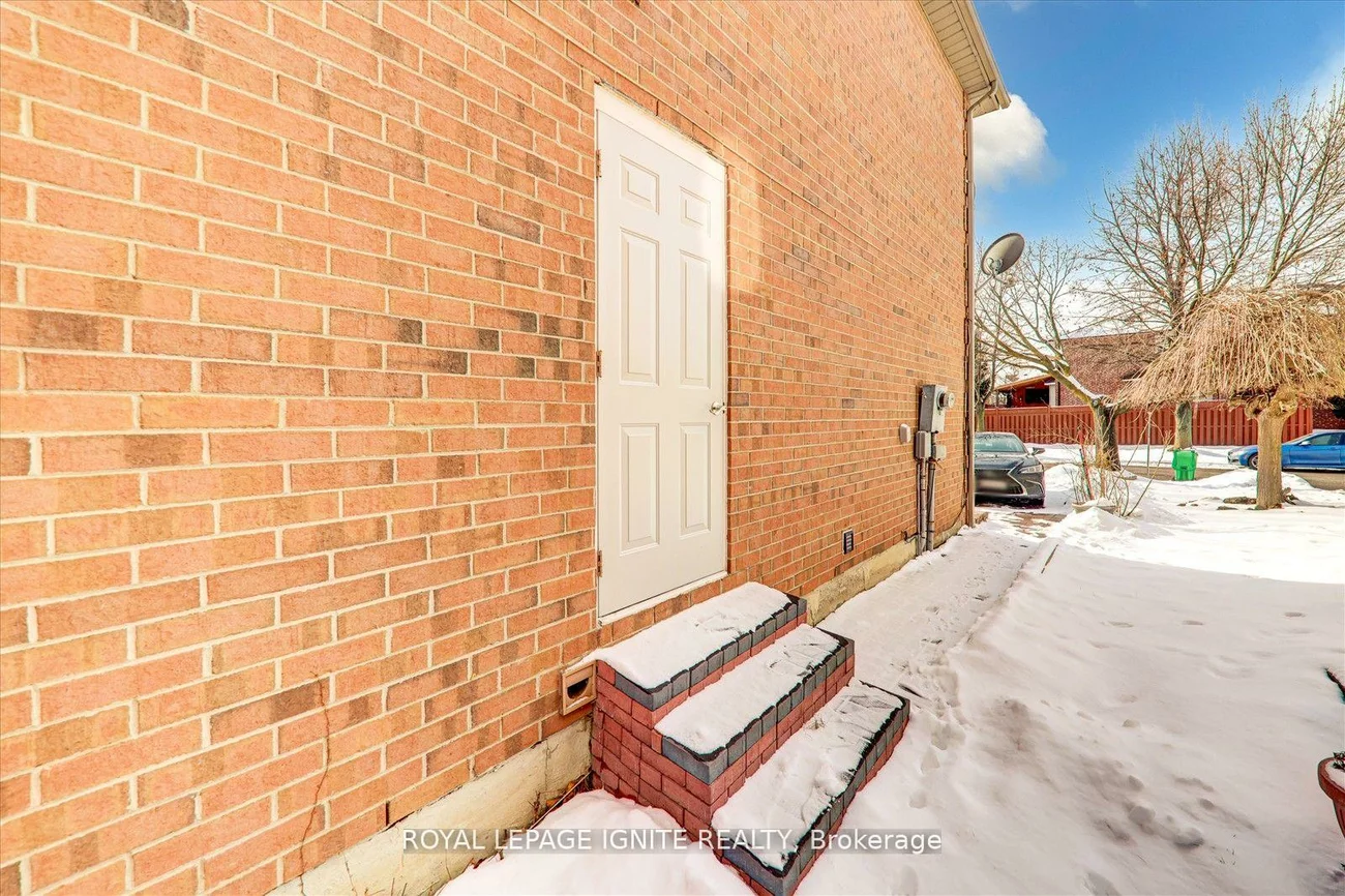 5616, Whistler, Hurontario, Mississauga