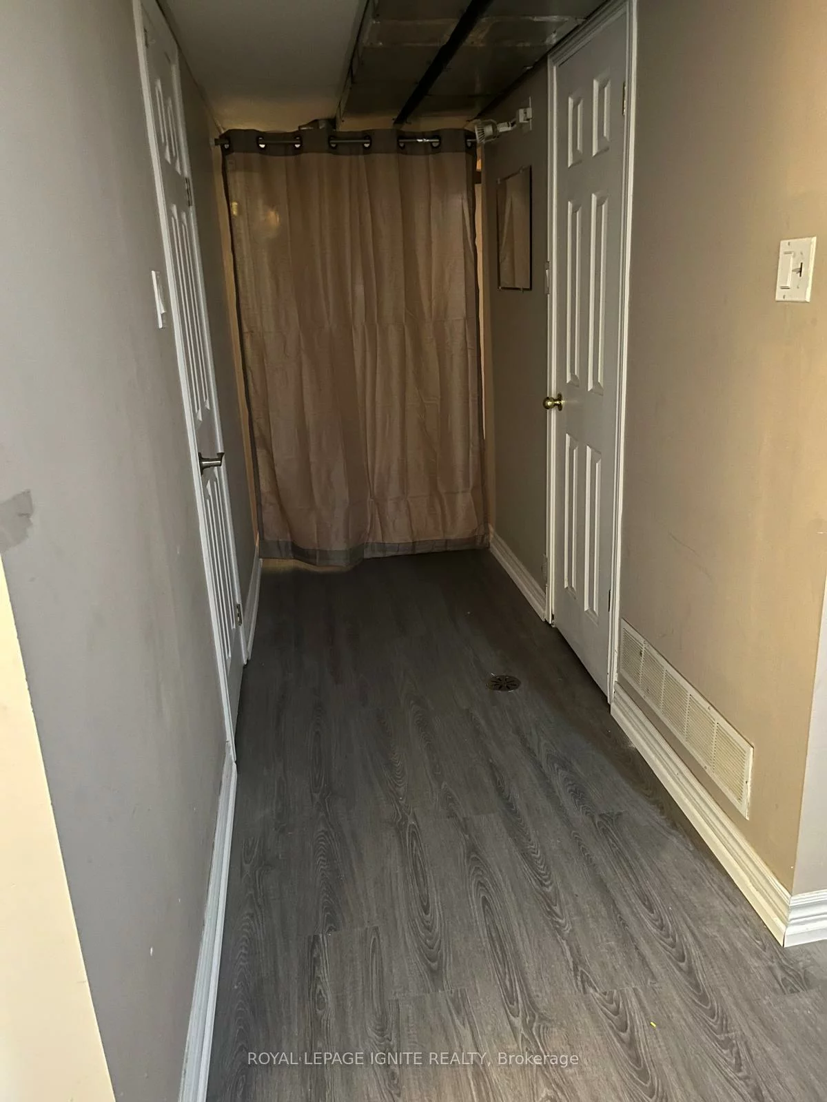 5616, Whistler, Hurontario, Mississauga