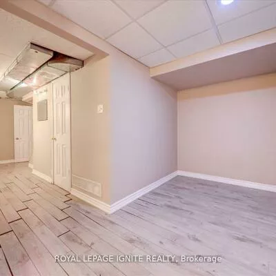 5616, Whistler, Hurontario, Mississauga
