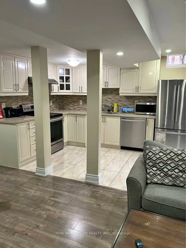 5565, Bollington, East Credit, Mississauga