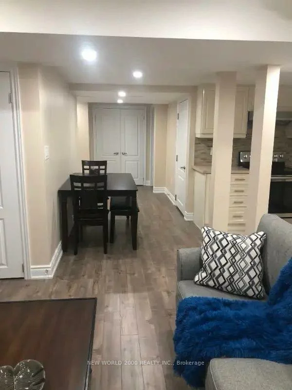 5565, Bollington, East Credit, Mississauga