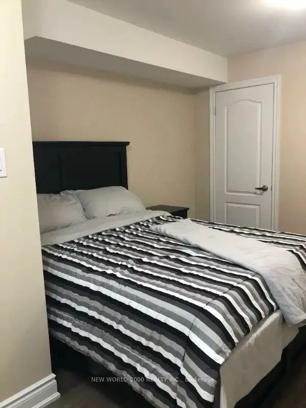 5565, Bollington, East Credit, Mississauga